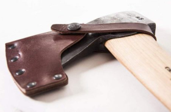 Best Bushcraft Axe – Our TOP Picks and Buyer’s Guide